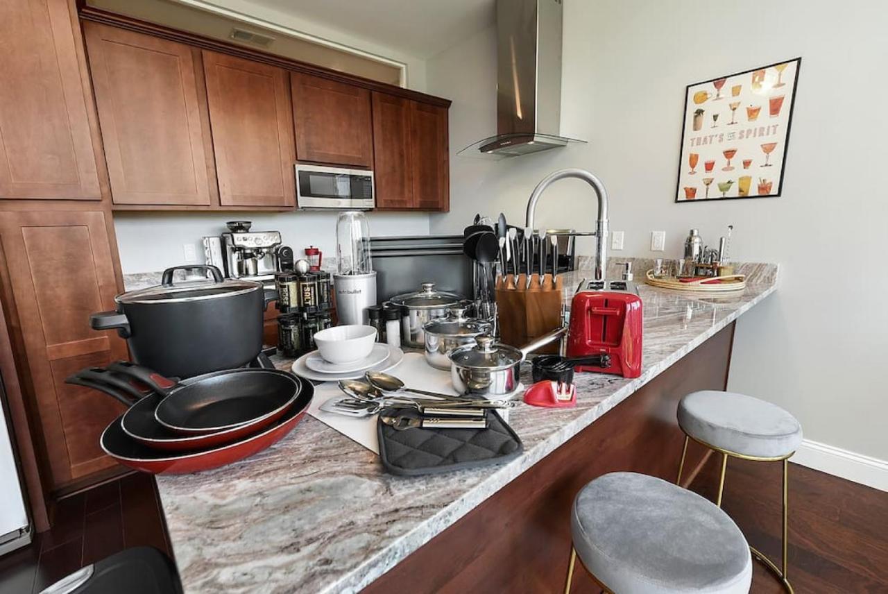 Apartamento Hostwise - The Washington At Chatham - Park Free, Gym, More! Pittsburgh